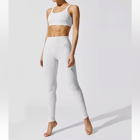 ALO Yoga Pants - Alo Yoga High-Waist Vapor Leopard White Gray Leggings